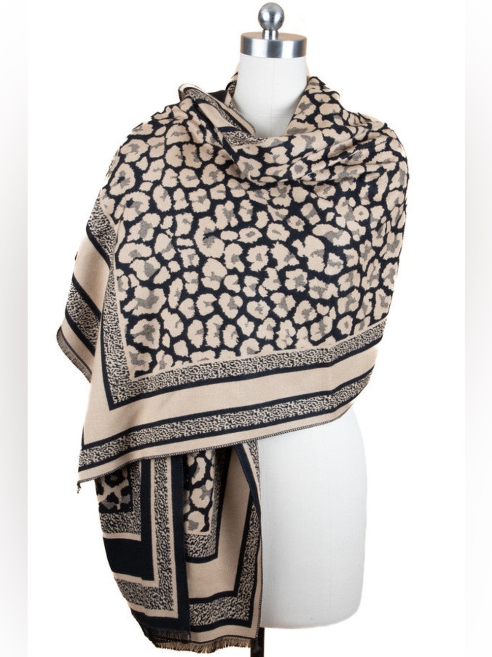 SAACHI Reversible Leopard Pattern Scarf - Picture 2 of 9